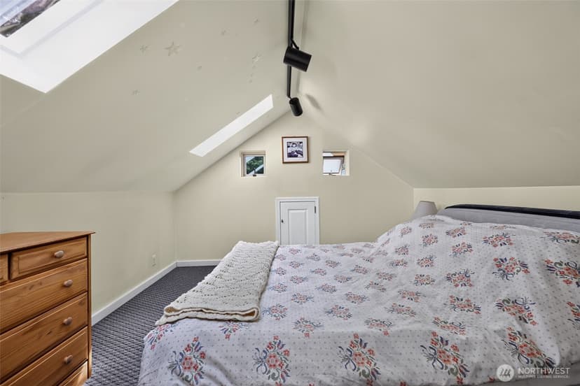 Property photo for 8045 26th Avenue NW, Seattle photo 23