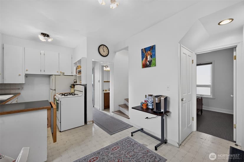 Property photo for 8045 26th Avenue NW, Seattle photo 15