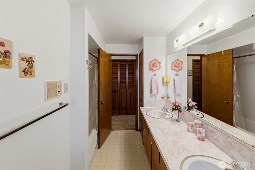 Property photo for 1874 Lenore Drive, Tacoma photo 18