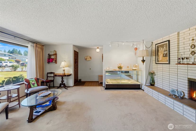 Property photo for 1874 Lenore Drive, Tacoma photo 3