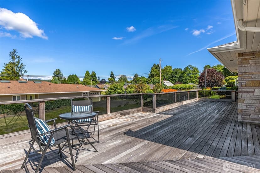 Property photo for 18420 Torgeson Avenue NE, Poulsbo photo 9