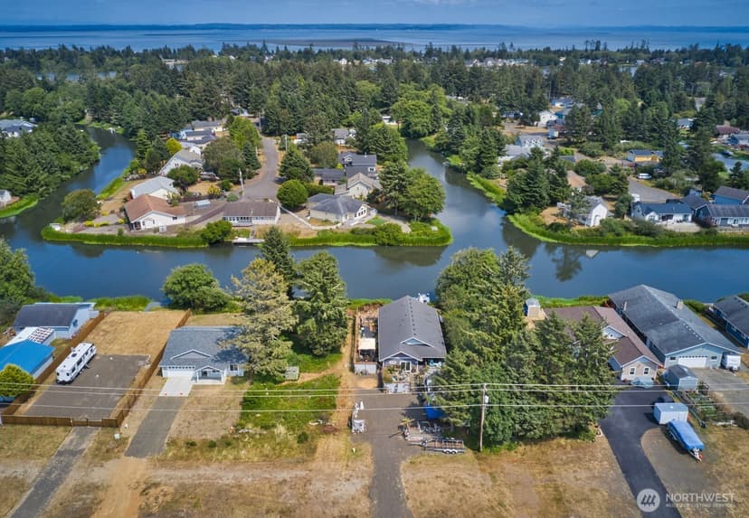 Property photo for 640 Point Brown Avenue SE, Ocean Shores photo 7