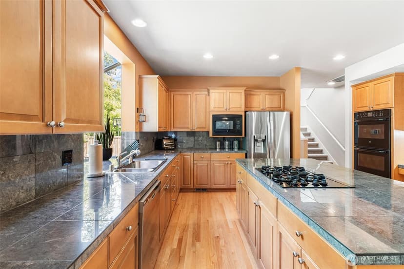 Property photo for 26810 SE 9th Way, Sammamish photo 18