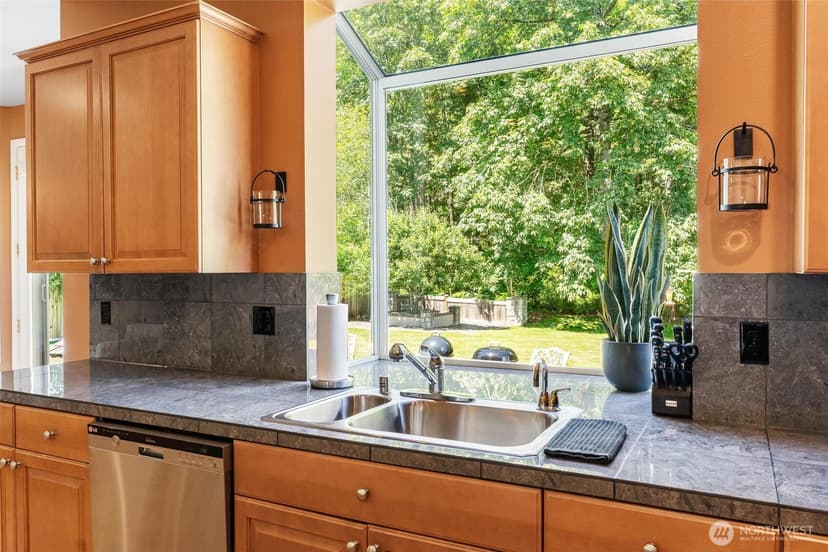 Property photo for 26810 SE 9th Way, Sammamish photo 17