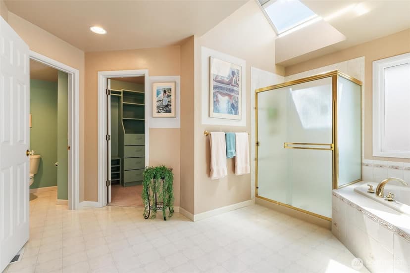 Property photo for 26810 SE 9th Way, Sammamish photo 33