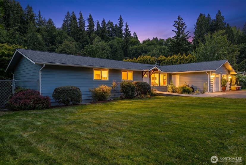 Property photo for 12328 Issaquah Hobart Road, Issaquah photo 37