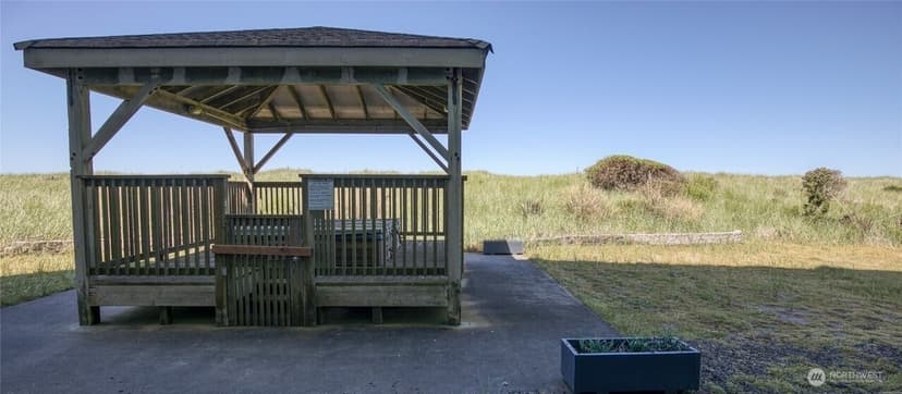 Property photo for 1335 Ocean Shores Boulevard SW #S13, Ocean Shores photo 11