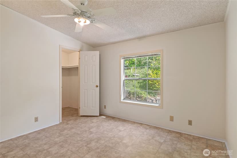 Property photo for 9466 Silver Creek Lane NW, Bremerton photo 28