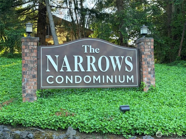 Property photo for 3590 Narrows View Lane NE #102, Bremerton photo 2