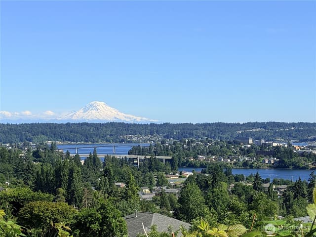 Property photo for 3590 Narrows View Lane NE #102, Bremerton photo 3