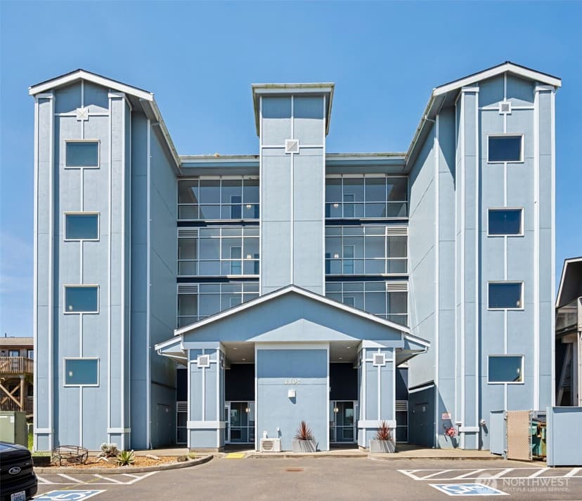 Property photo for 1307 Ocean Shores Boulevard SW #33, Ocean Shores photo 2