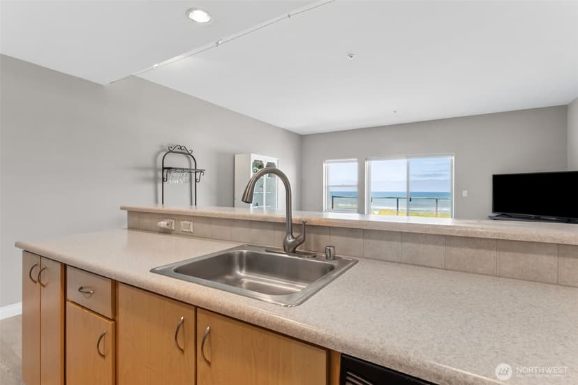Property photo for 1307 Ocean Shores Boulevard SW #33, Ocean Shores photo 11