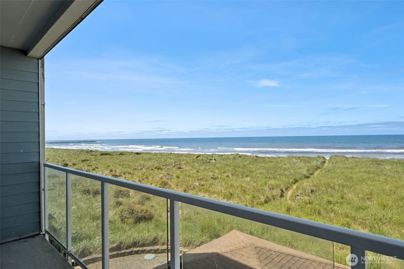 Property photo for 1307 Ocean Shores Boulevard SW #33, Ocean Shores photo 4