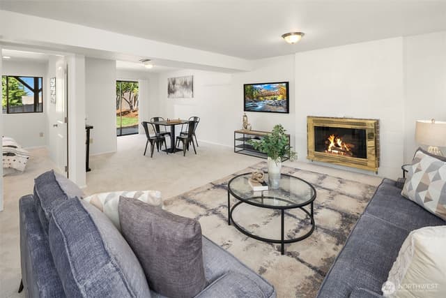 Property photo for 14428 SE 49th Street, Bellevue photo 5