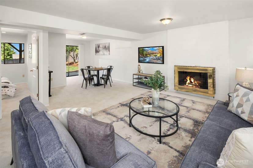Property photo for 14428 SE 49th Street, Bellevue photo 5