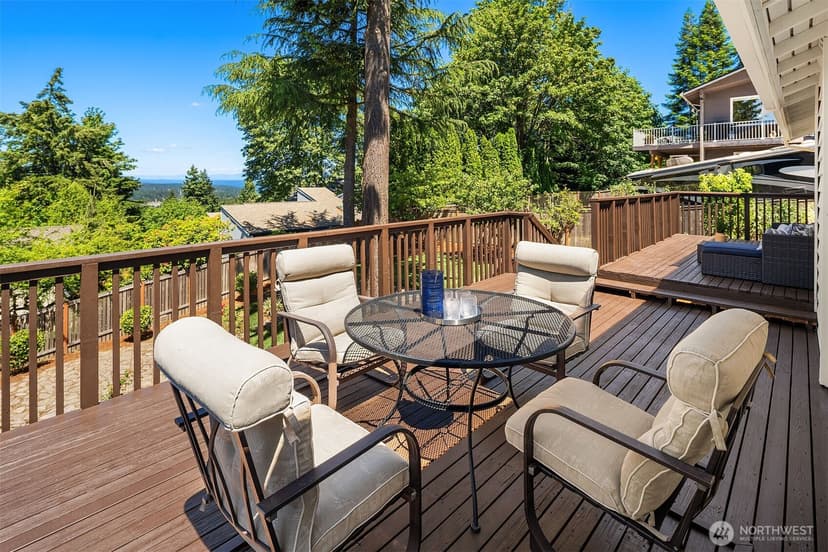 Property photo for 14428 SE 49th Street, Bellevue photo 6