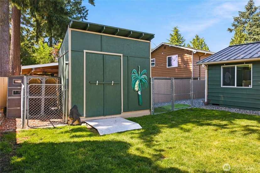 Property photo for 28504 23rd Avenue S, Federal Way photo 24