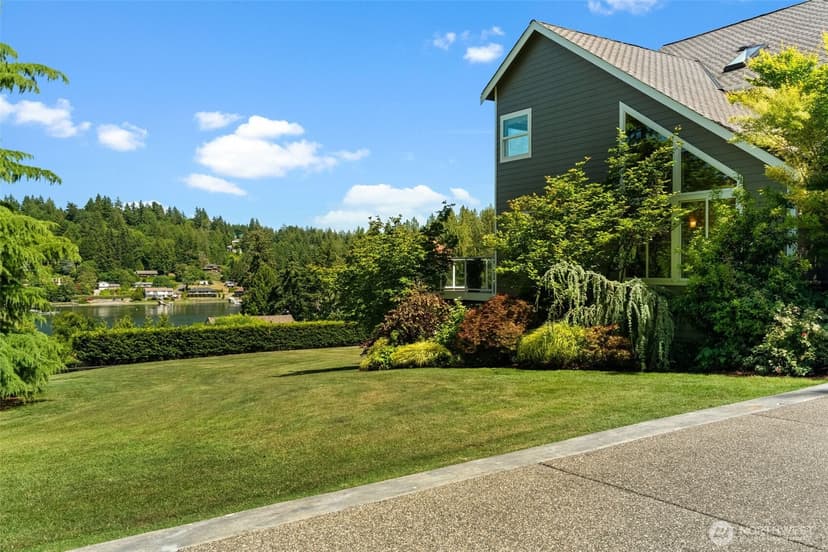 Property photo for 5518 35th Street NW, Gig Harbor photo 2