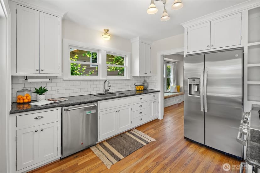 Property photo for 7506 23rd Avenue NW, Seattle photo 6