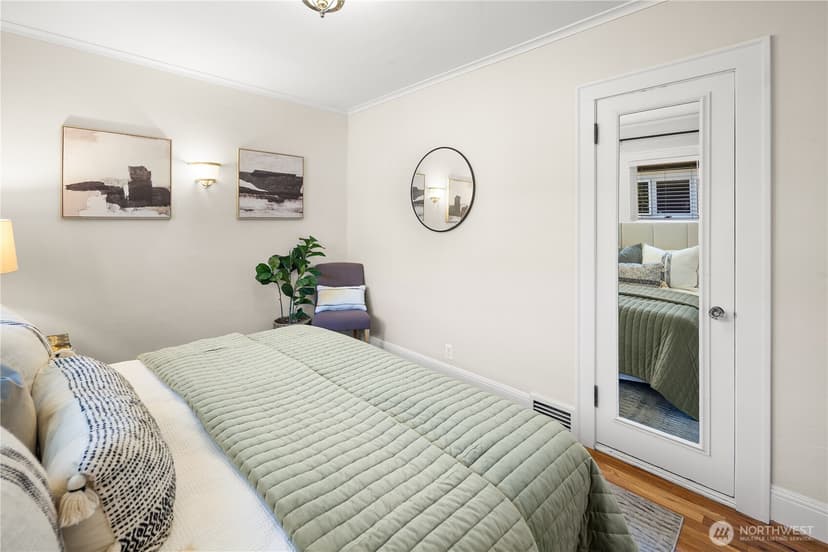 Property photo for 7506 23rd Avenue NW, Seattle photo 13