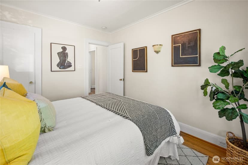 Property photo for 7506 23rd Avenue NW, Seattle photo 11