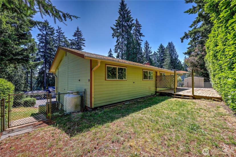 Property photo for 5929 Fern Avenue NE, Bremerton photo 11