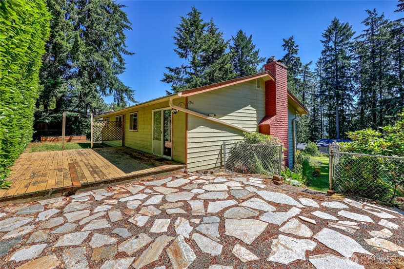 Property photo for 5929 Fern Avenue NE, Bremerton photo 9