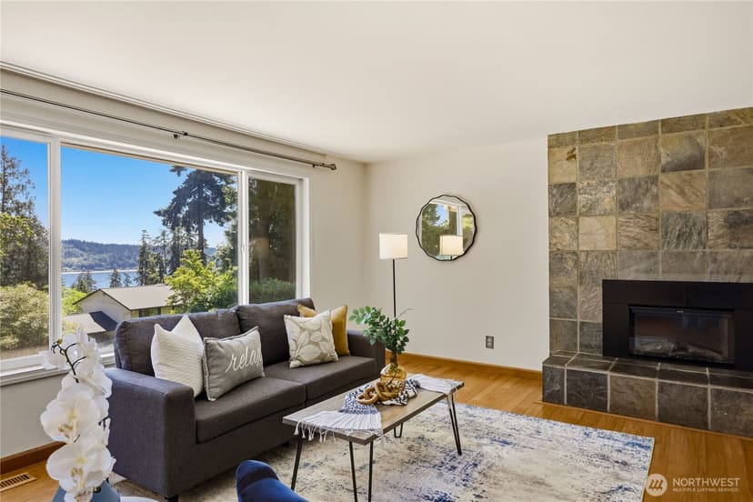 Property photo for 5929 Fern Avenue NE, Bremerton photo 6
