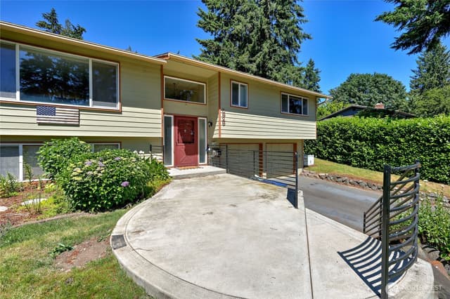 Property photo for 5929 Fern Avenue NE, Bremerton photo 3