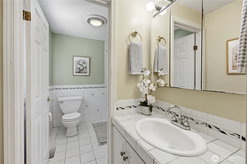 Property photo for 5929 Fern Avenue NE, Bremerton photo 19