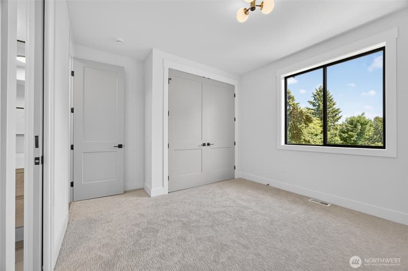 Property photo for 13820 Military Road E, Puyallup photo 17