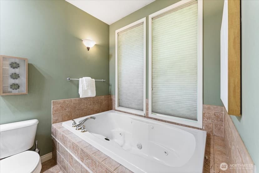Property photo for 3324 Deer Island Drive E, Lake Tapps photo 19