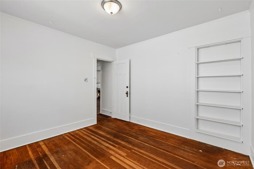 Property photo for 4055 Latona Avenue NE, Seattle photo 18