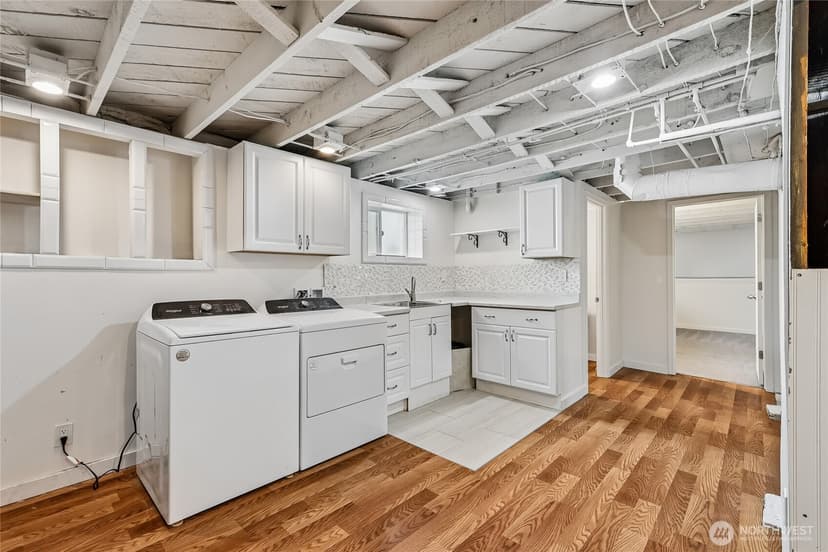 Property photo for 4055 Latona Avenue NE, Seattle photo 21