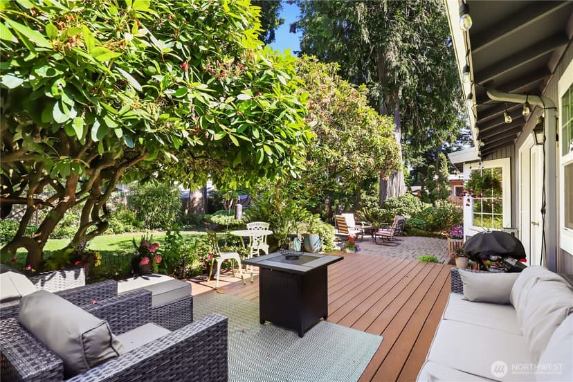 Property photo for 5121 Sunset Drive W, University Place photo 28