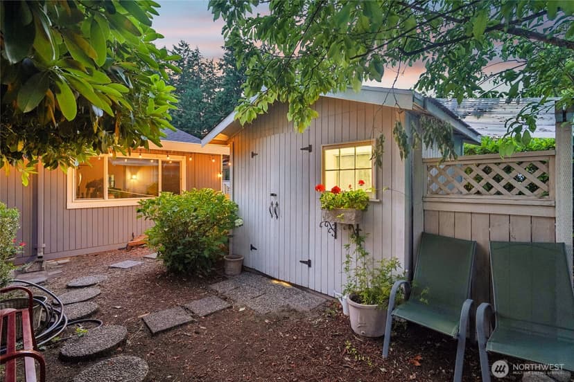 Property photo for 5121 Sunset Drive W, University Place photo 38