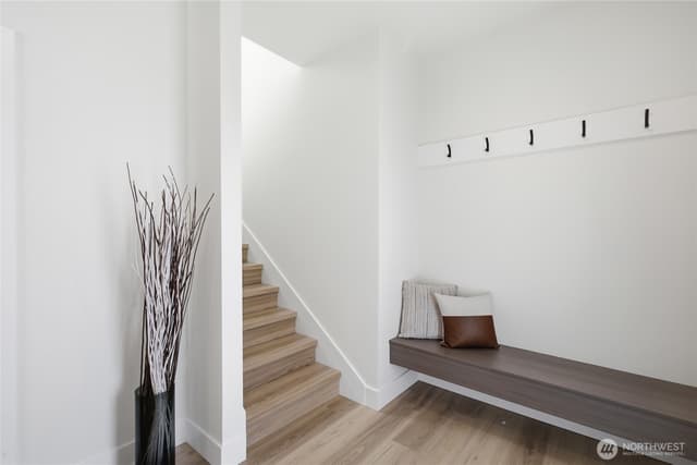 Property photo for 9321 Marcus Avenue S, Seattle photo 3