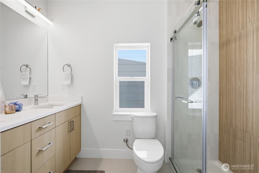 Property photo for 9321 Marcus Avenue S, Seattle photo 20