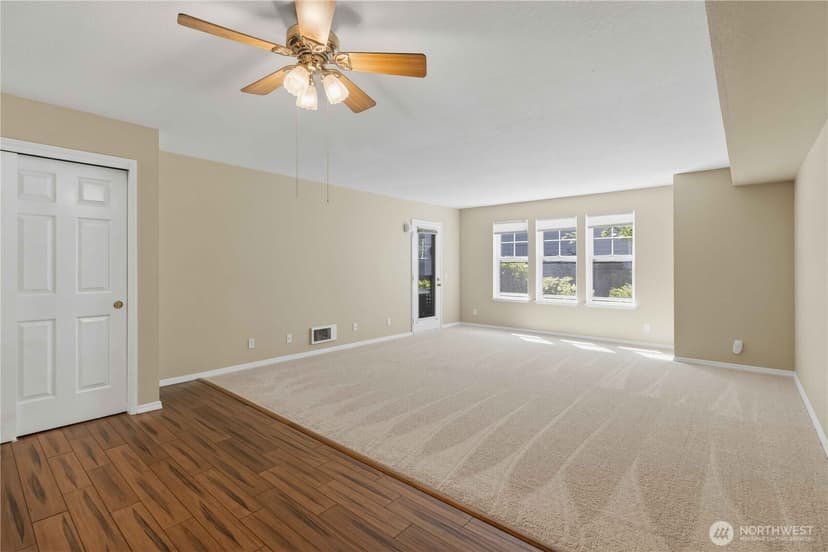 Property photo for 3941 226th Place SE #103, Issaquah photo 18