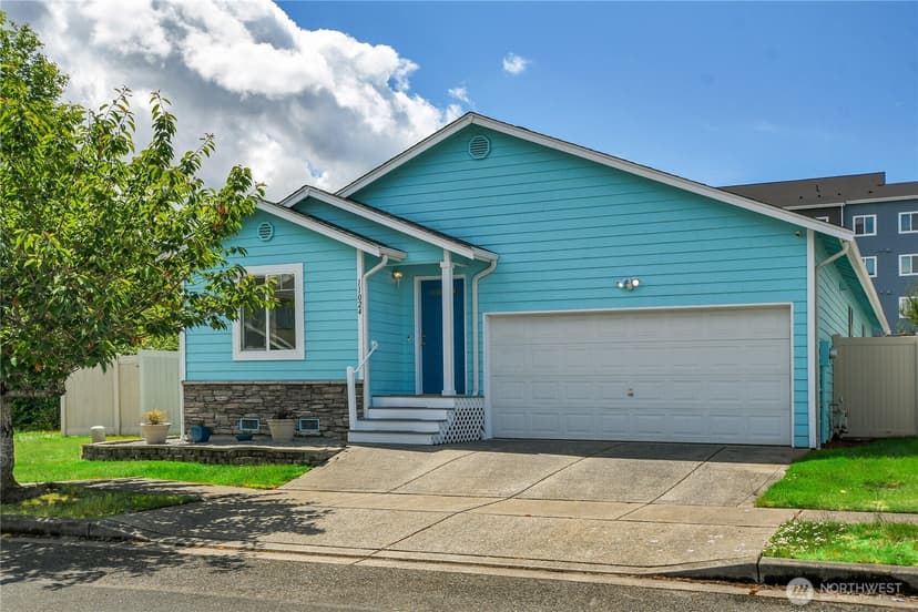 Property photo for 11024 Meridian Place W, Everett