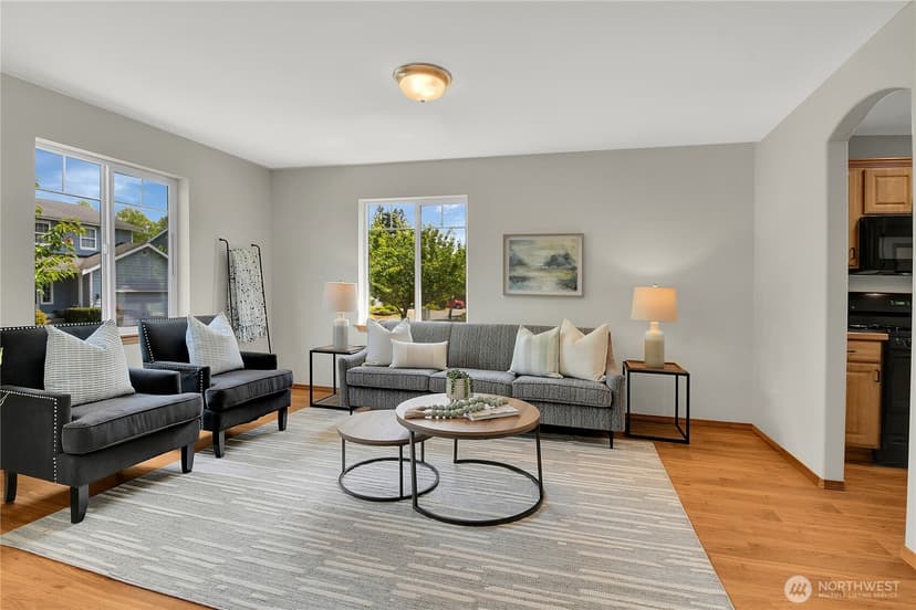 Property photo for 11024 Meridian Place W, Everett photo 4