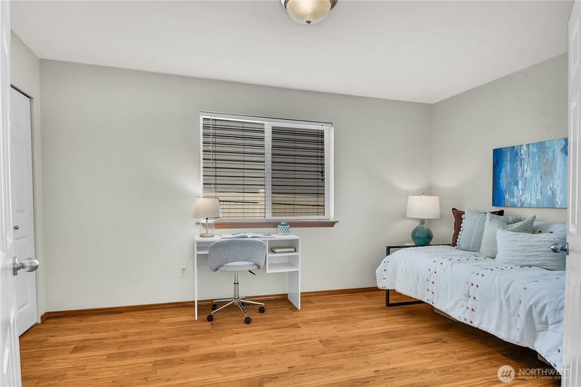 Property photo for 11024 Meridian Place W, Everett photo 15