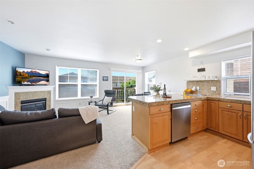 Property photo for 2433 NW 59th Street #202, Seattle photo 10