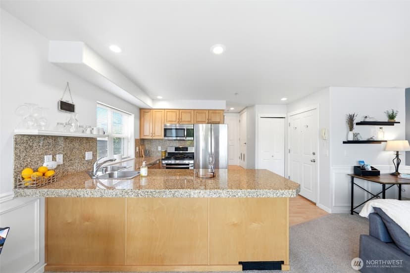 Property photo for 2433 NW 59th Street #202, Seattle photo 11