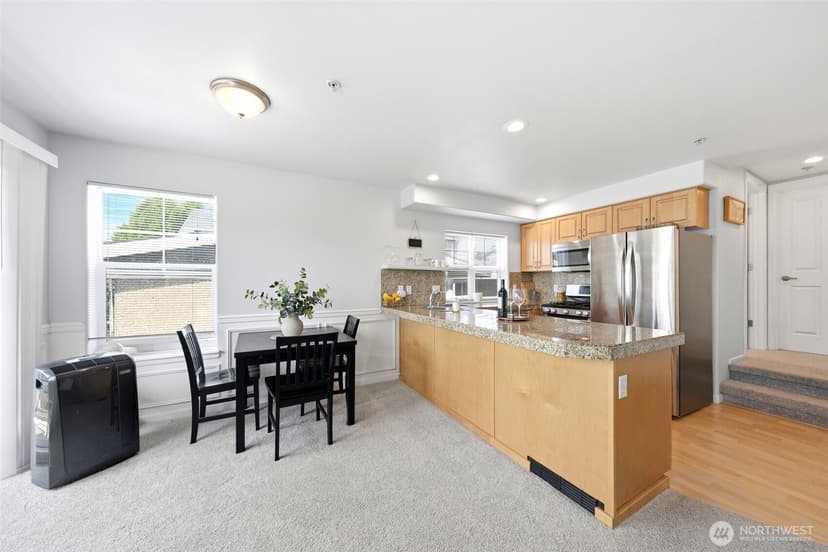 Property photo for 2433 NW 59th Street #202, Seattle photo 9