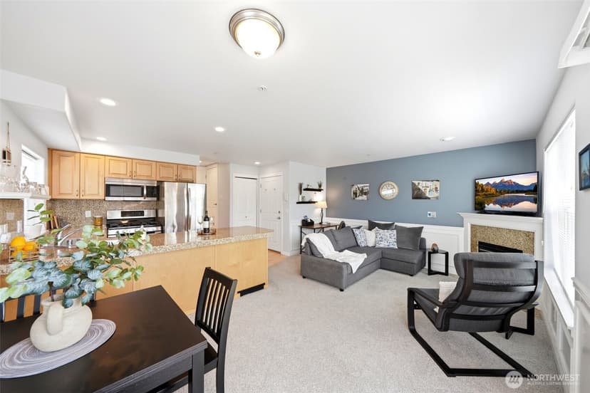 Property photo for 2433 NW 59th Street #202, Seattle photo 17