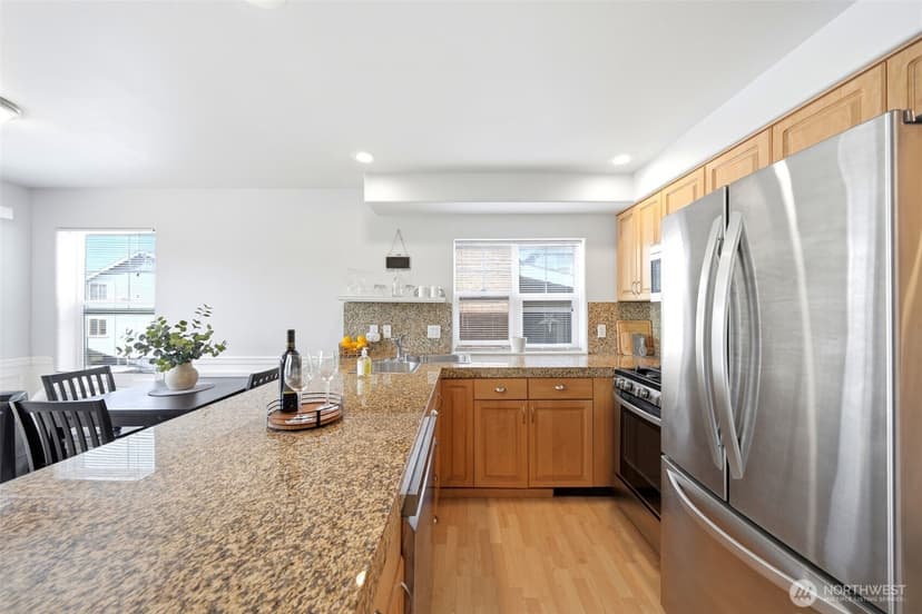 Property photo for 2433 NW 59th Street #202, Seattle photo 13