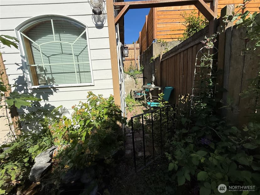 Property photo for 914 Pacific Avenue, Bremerton photo 27
