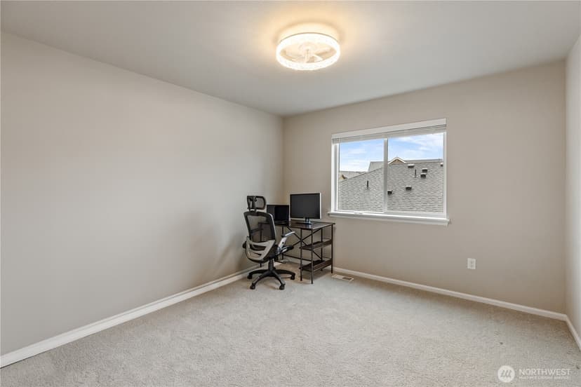 Property photo for 17621 Crossing Drive E, Puyallup photo 17