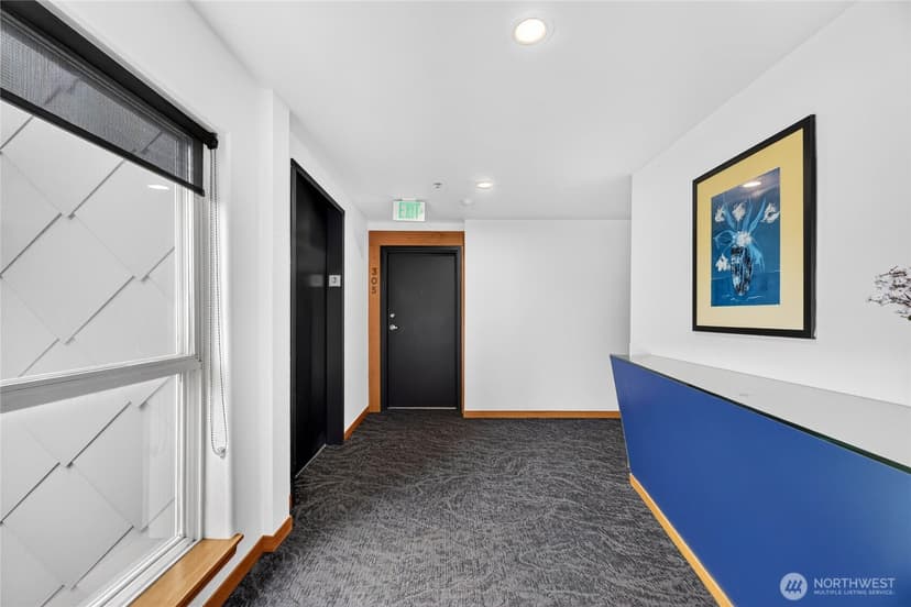 Property photo for 4020 Aurora Avenue N #305, Seattle photo 24